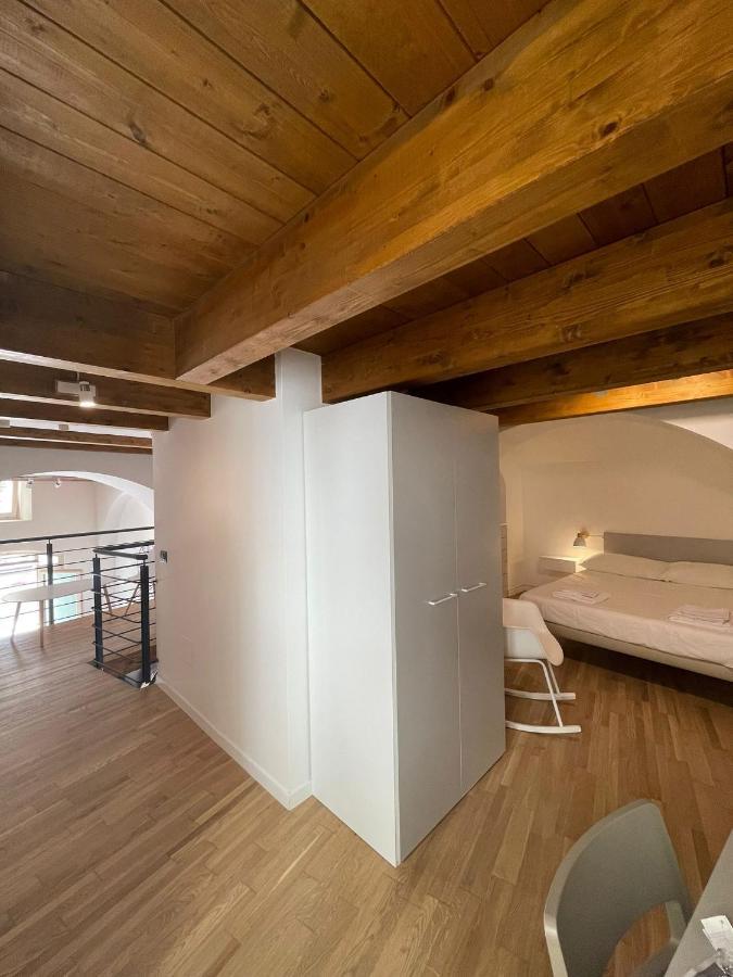 Ground Stone Apartman Bari Kültér fotó