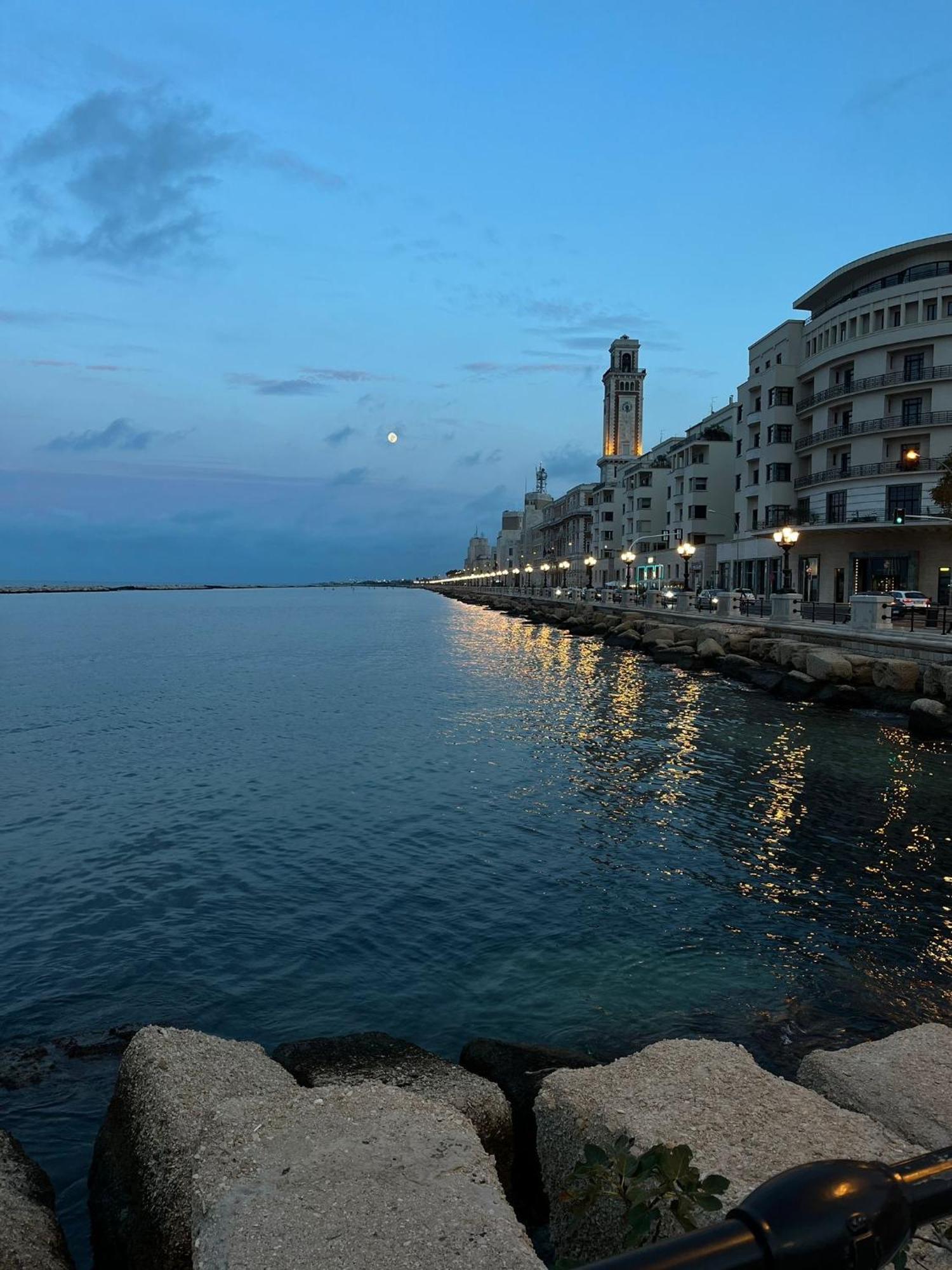 Ground Stone Apartman Bari Kültér fotó