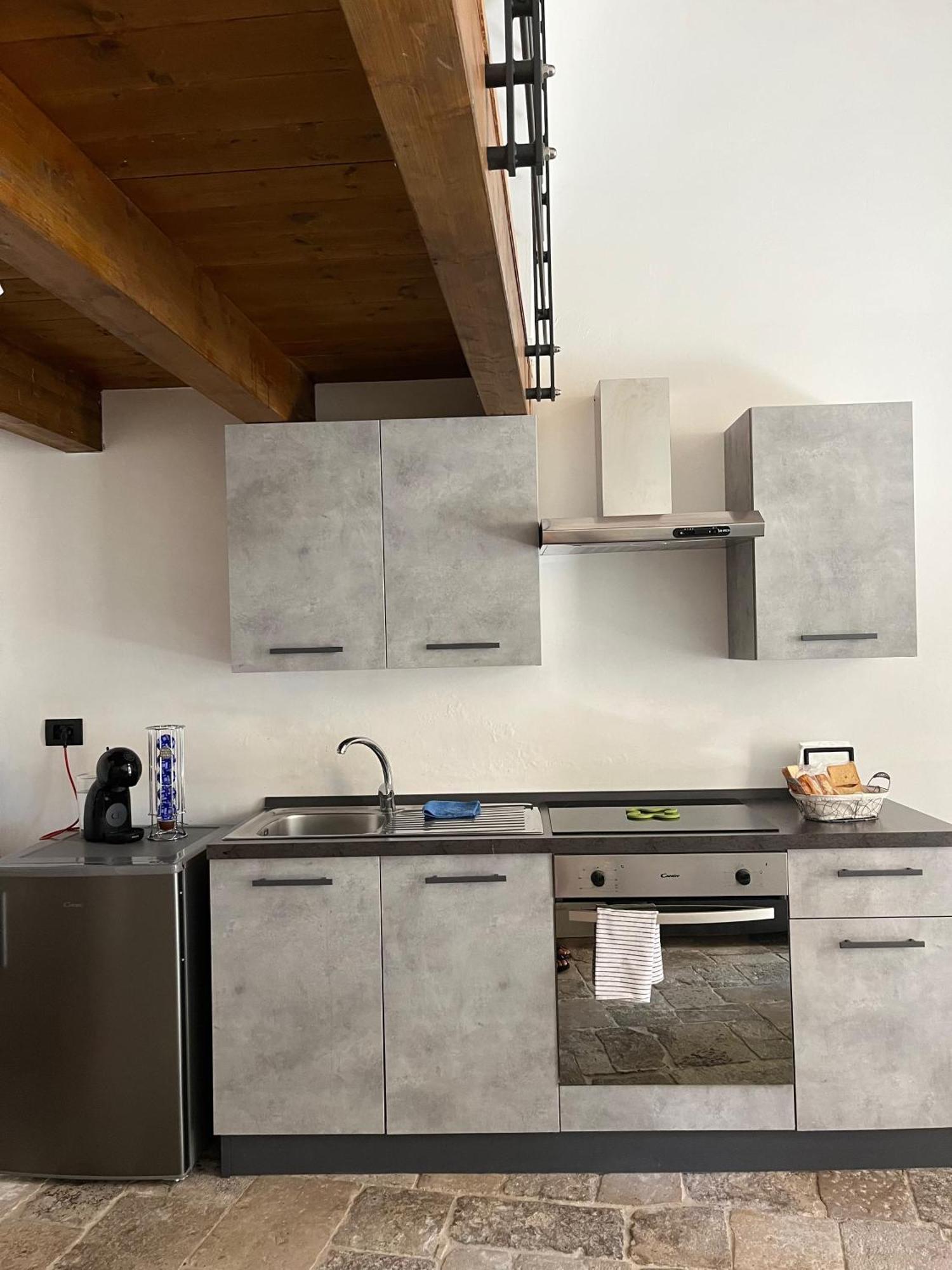 Ground Stone Apartman Bari Kültér fotó