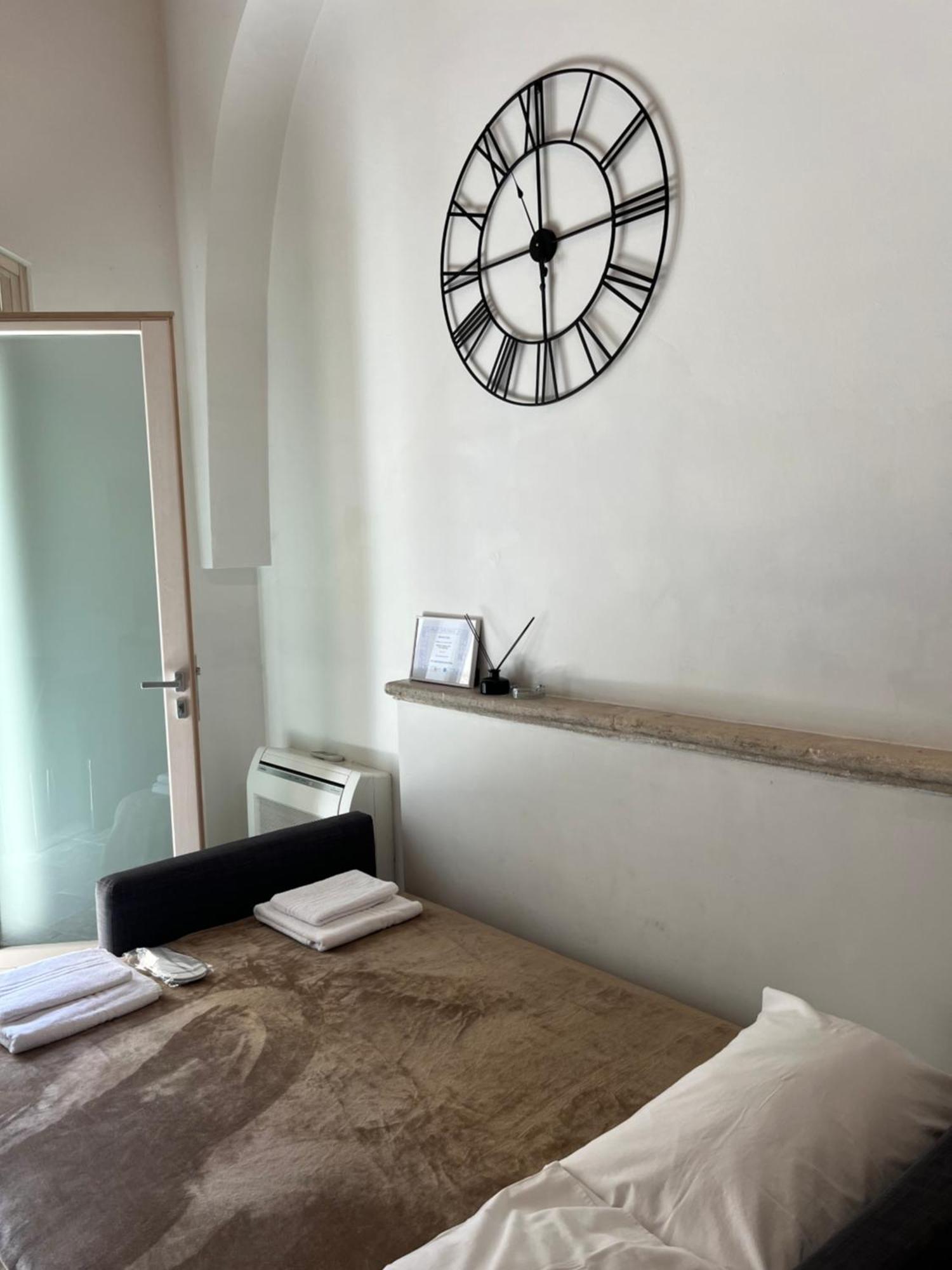 Ground Stone Apartman Bari Kültér fotó
